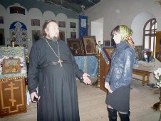 Беседа М.Кутя с настоятелем монастыря о. Амвросием